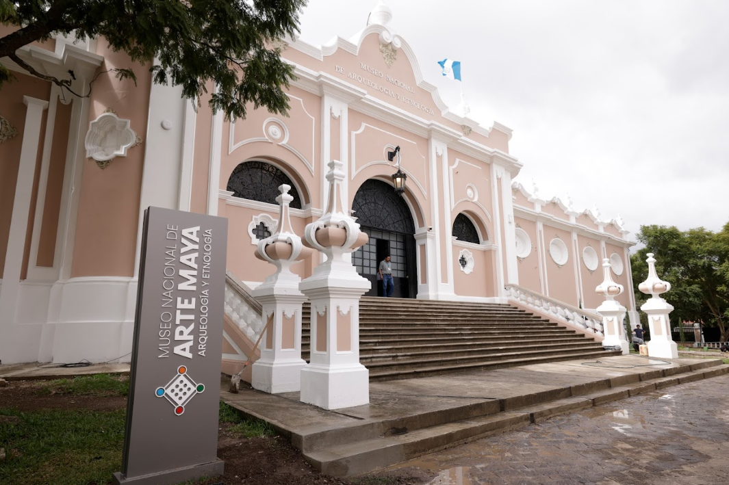 Abren de nuevo el Museo Nacional de Arte Maya: Arqueología y Etnología, con un nuevo Guion Museográfico