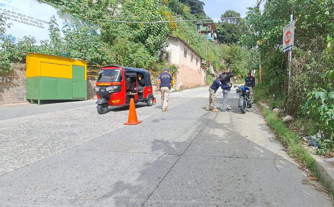 Policías de DISETUR garantizan la seguridad en el volcán San Pedro