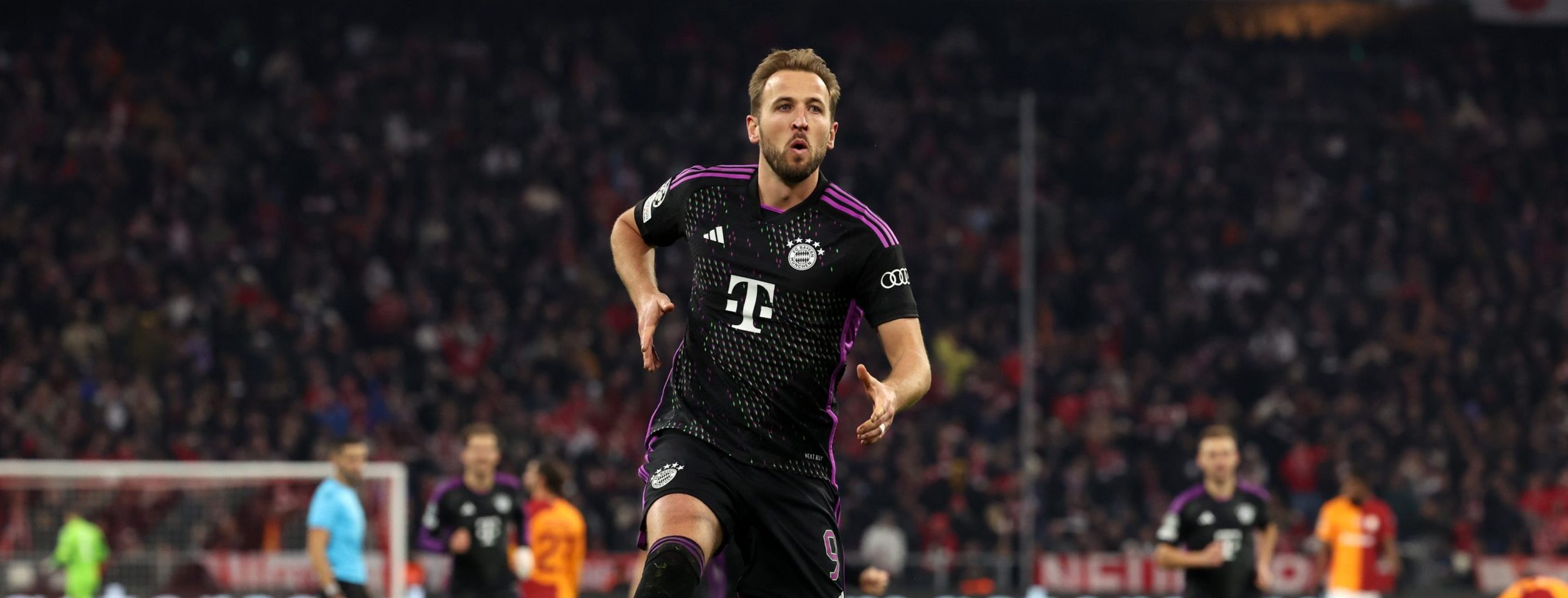 Kane guía al Bayern a los octavos de la Champions