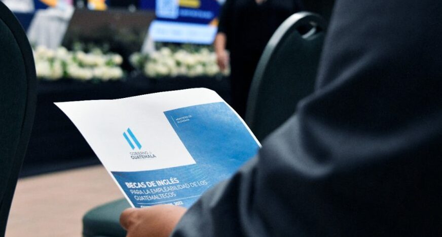 Becas otorgadas por el Ministerio de Economía. /Foto: DCA
