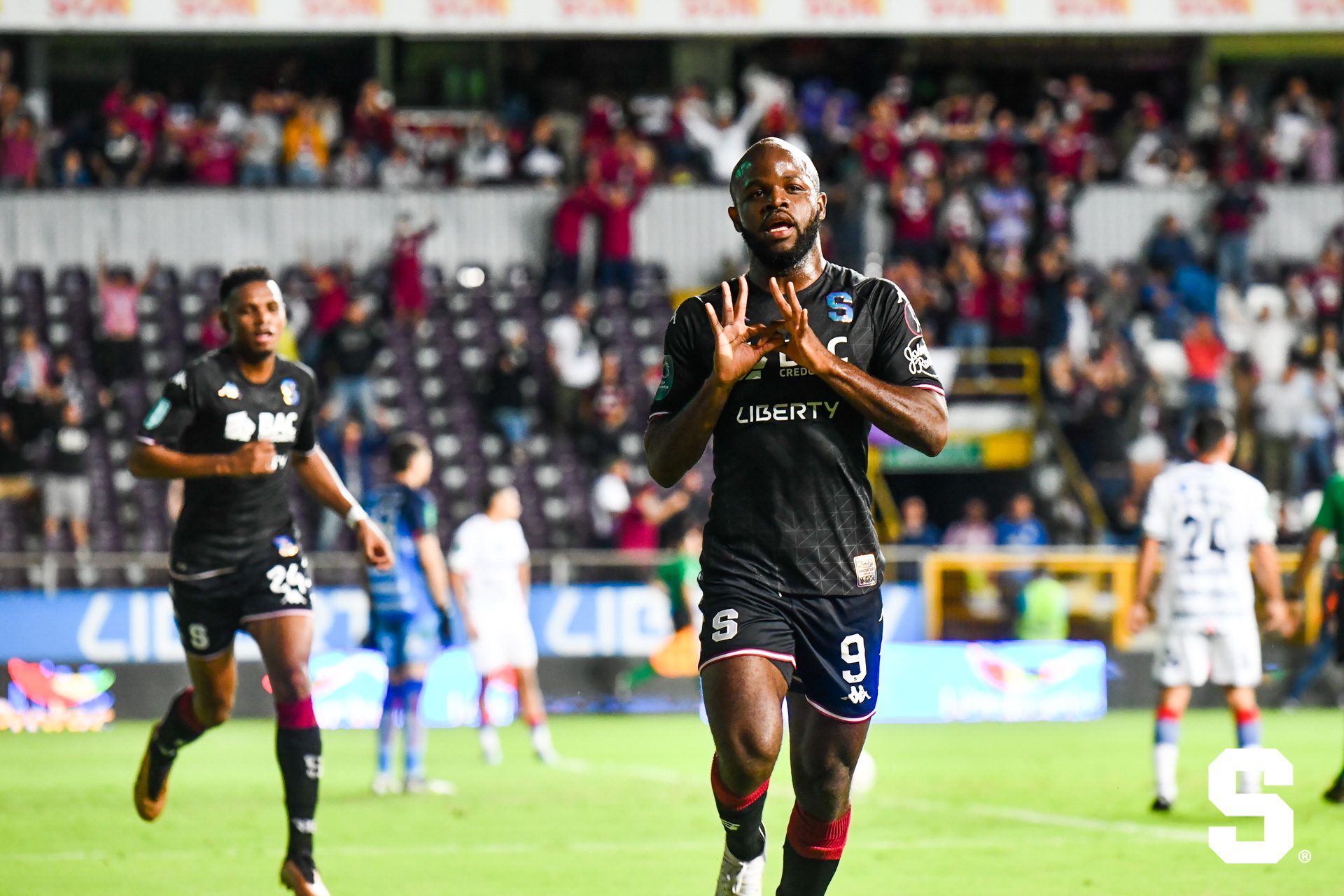 Saprissa golea a Motagua y se clasifica a la Copa de Campeones de Concacaf