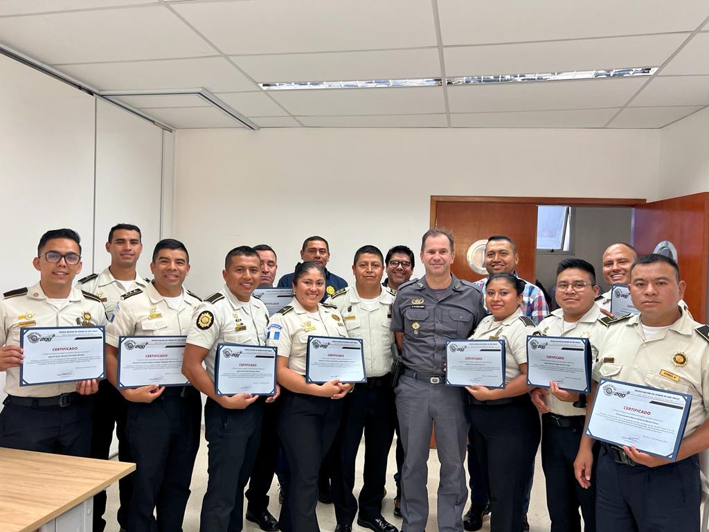 La formación se centró en estrategias de policía comunitaria para mejorar la seguridad ciudadana. / Foto: PNC.