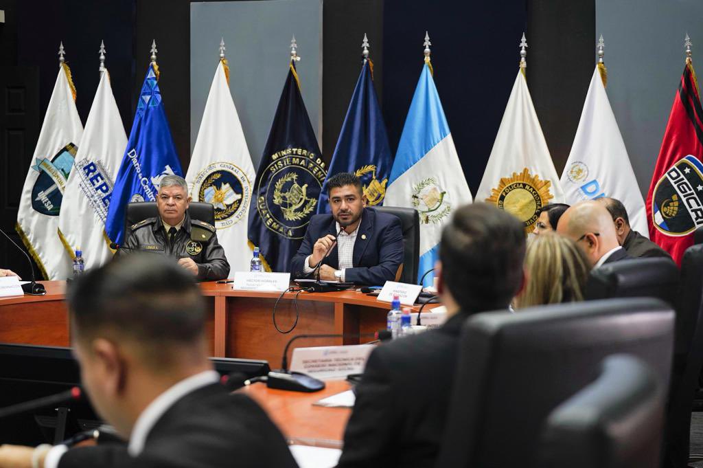 Autoridades despliegan plan maestro para erradicar violencia armada