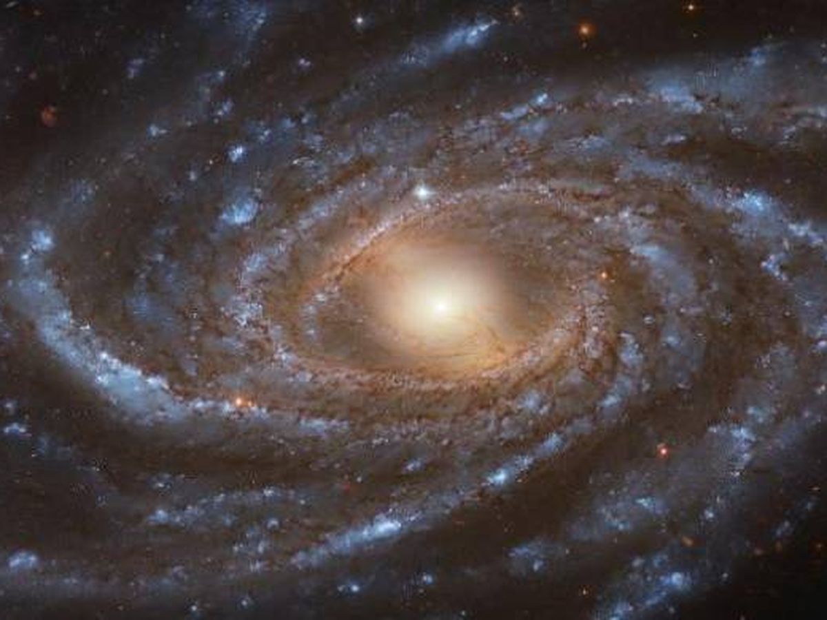Hallazgo de galaxia como la Vía Láctea cambia concepción del Universo temprano