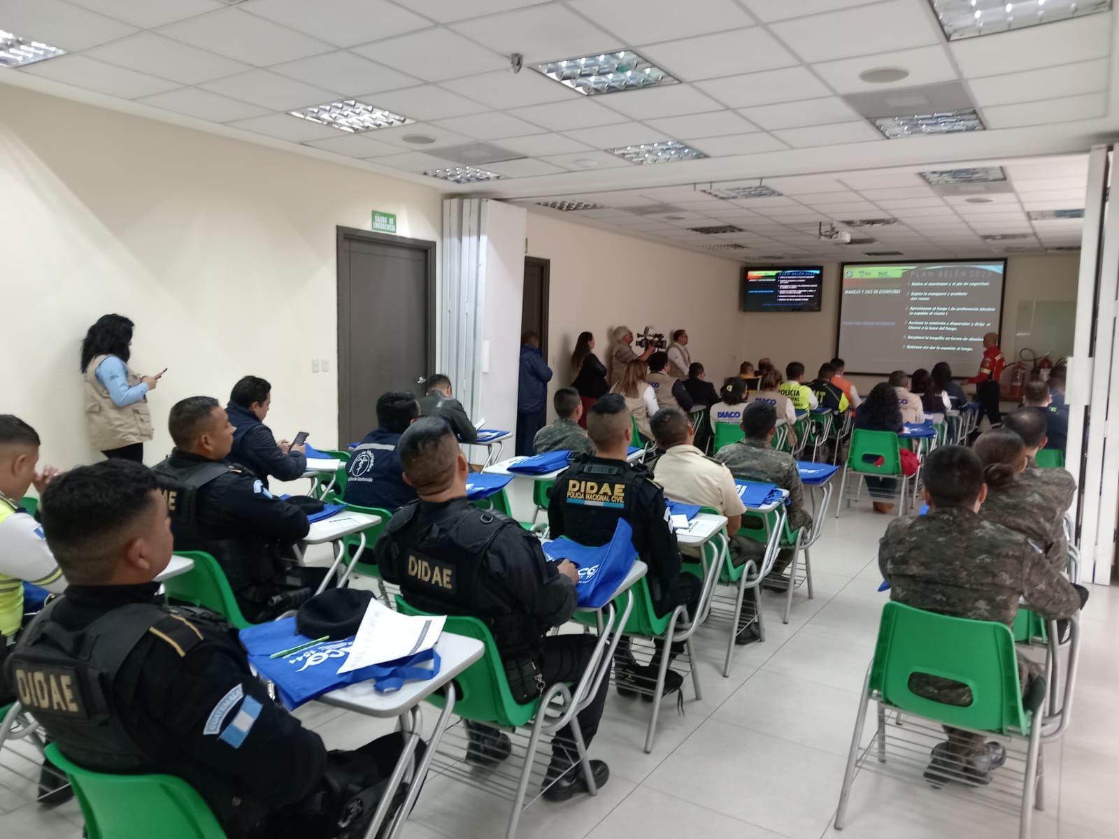Policía presenta propuestas de seguridad para Plan Belén