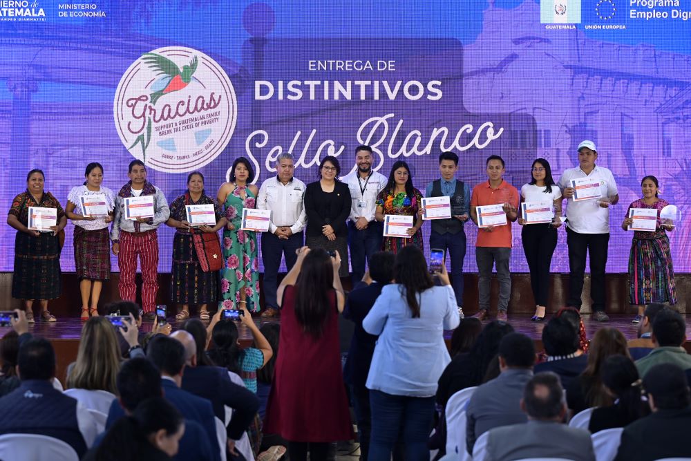 Entregan 36 nuevos distintivos de Sello Blanco a emprendedores del occidente del país