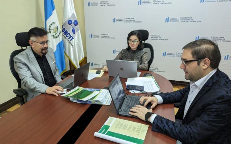 Comisión de medio ambiente del Sincyt participa en seminario virtual