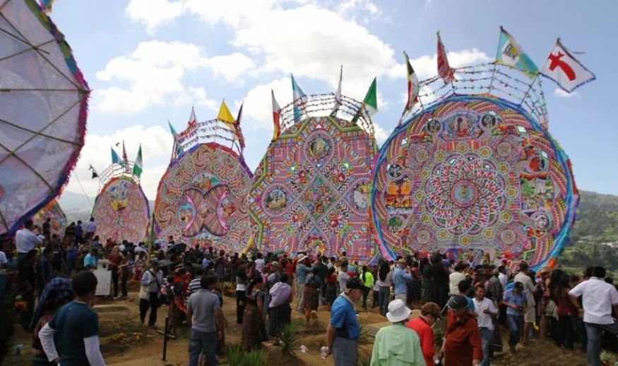 Debido a las condiciones climáticas suspenden Festival de Barriletes Gigantes en Sumpango