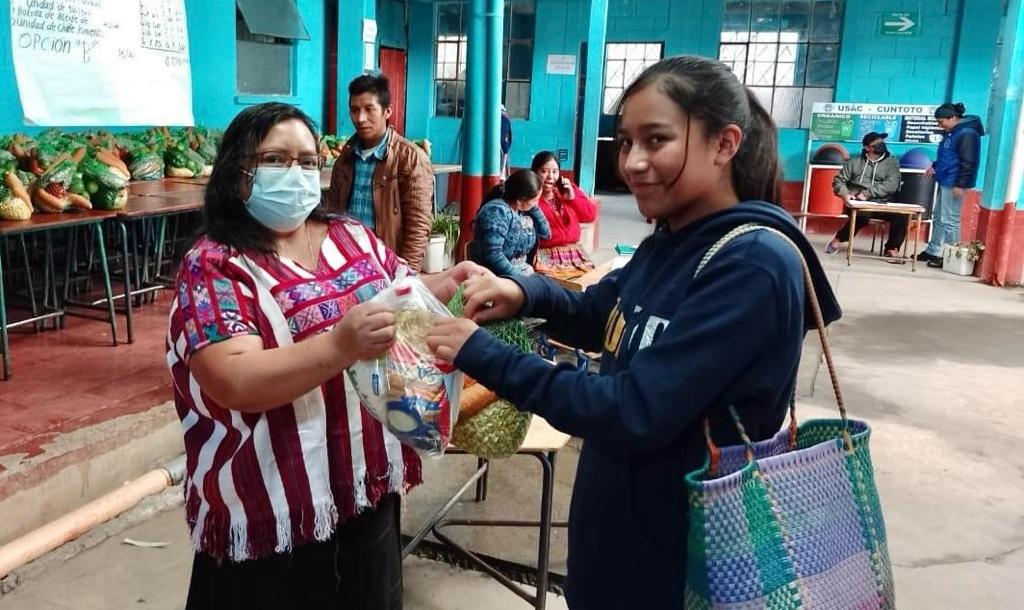 Efectúan séptima entrega de alimentación escolar en Totonicapán