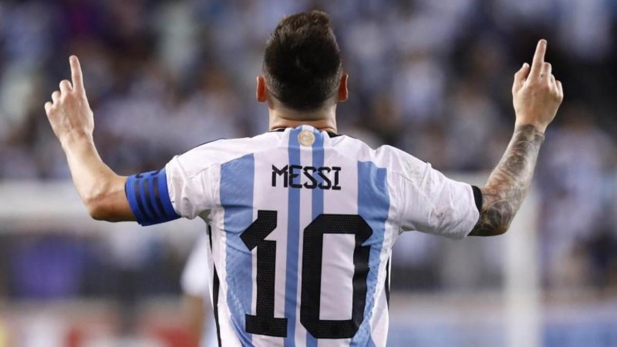 Las camisetas que Messi lució en Qatar 2022, a subasta a precio estimado de 10 millones