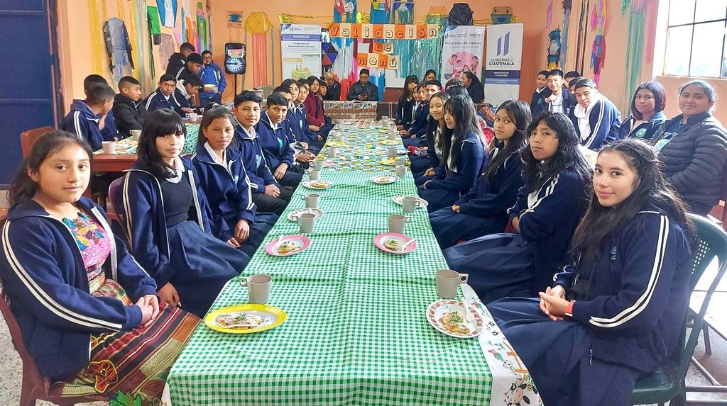 Desarrollan validación de menús escolares San Cristóbal, Totonicapán