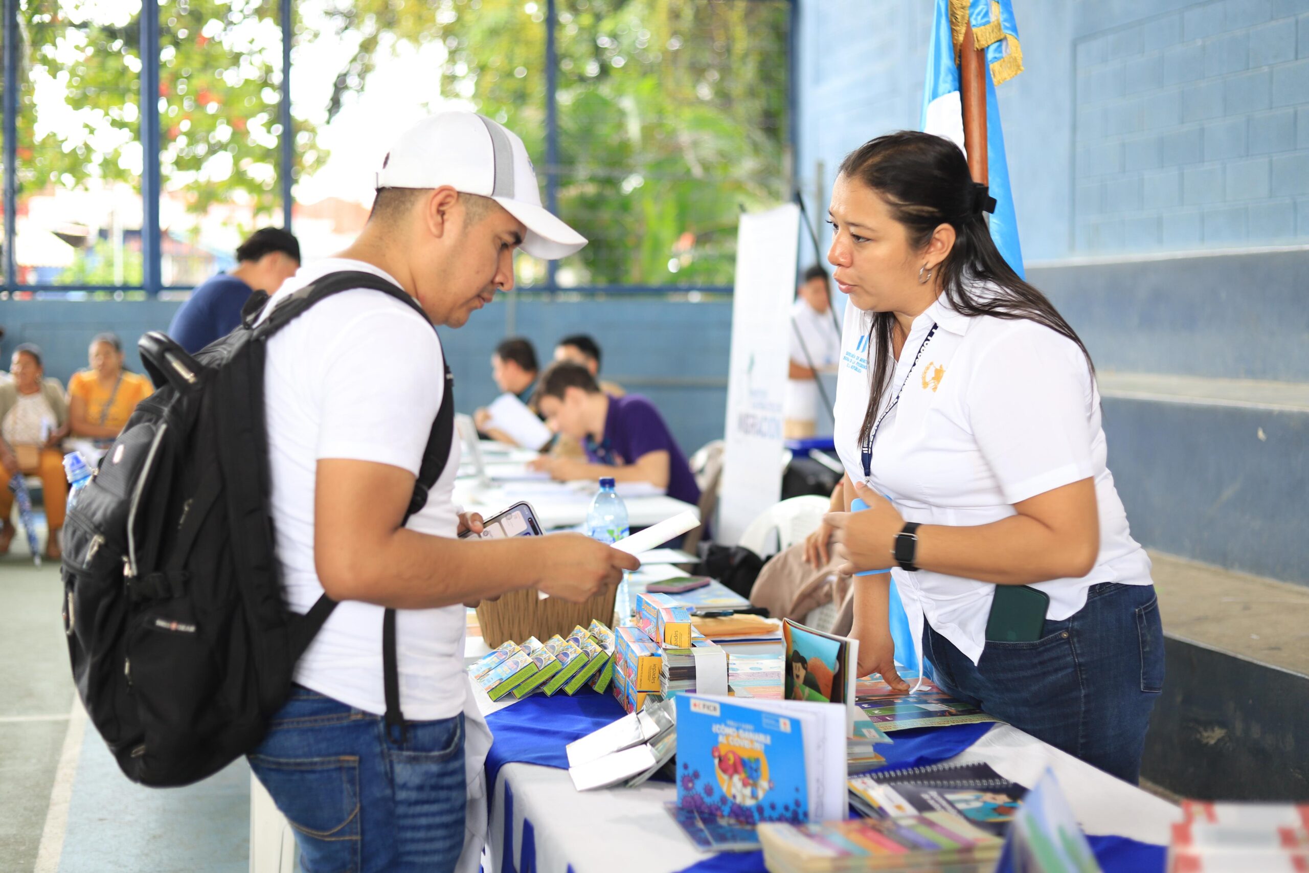 Por segundo día, Izabal desarrolla jornada móvil de servicios integrados