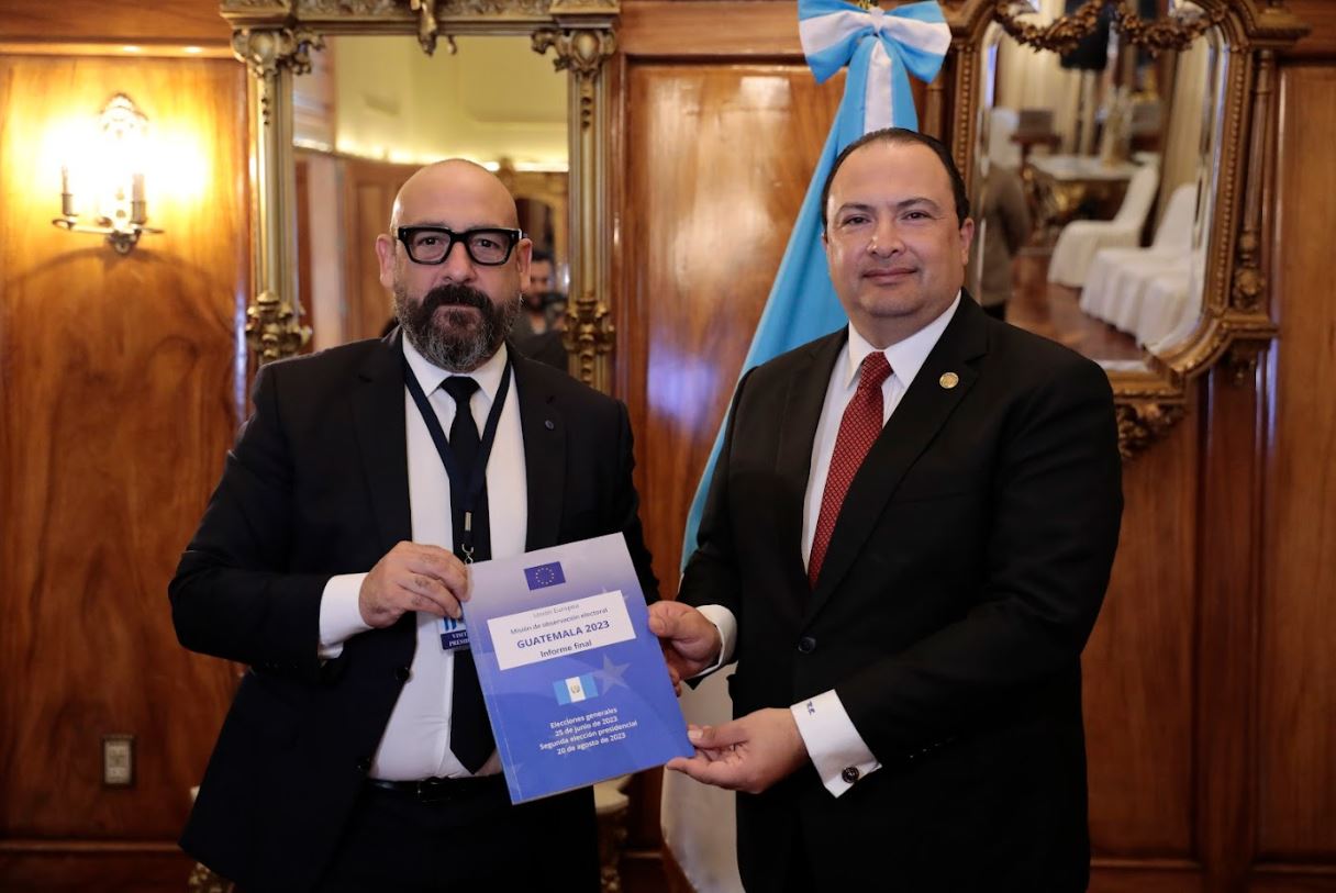Misión de observadores de la Unión Europea entrega informe final a autoridades guatemaltecas