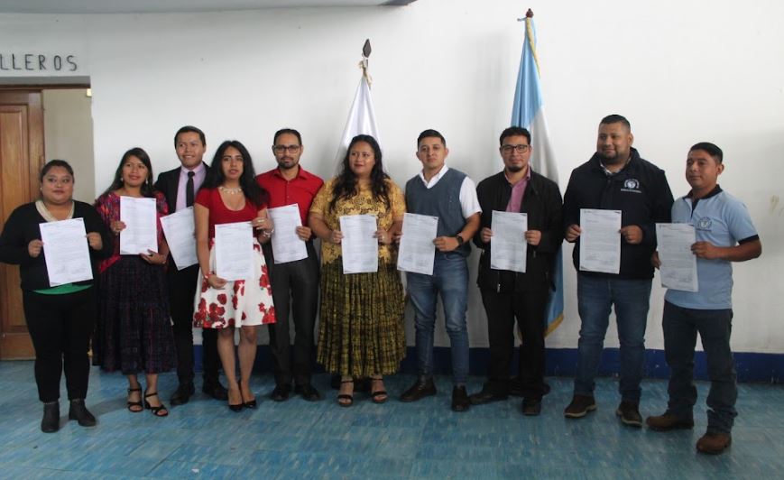 Alta Verapaz se fortalece con la incorporación de salubristas a renglón permanente