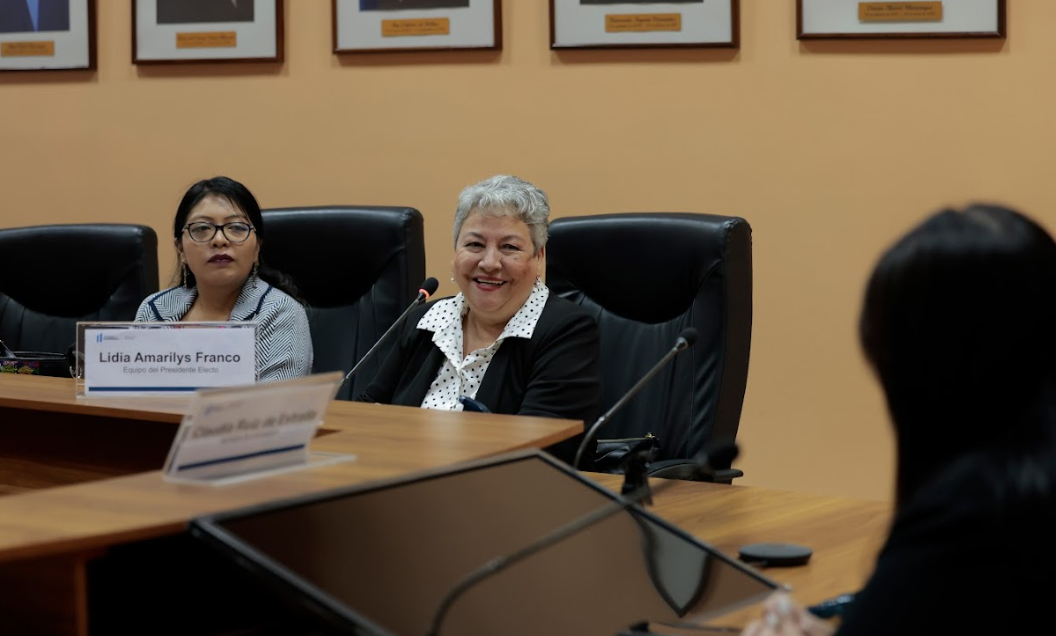 Mineduc desarrolla segunda reunión de transición