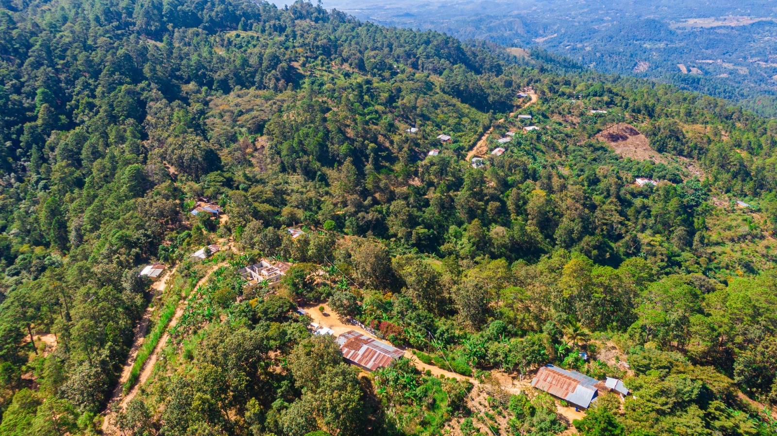 Más de 800 beneficiados con introducción de energía eléctrica en San Pedro Pinula, Jalapa