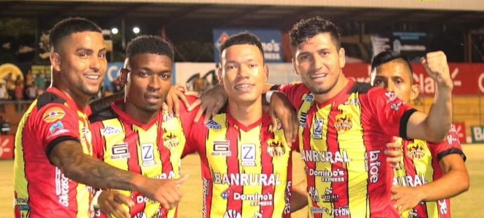 Zacapa y Guastatoya dejan abierta la eliminatoria