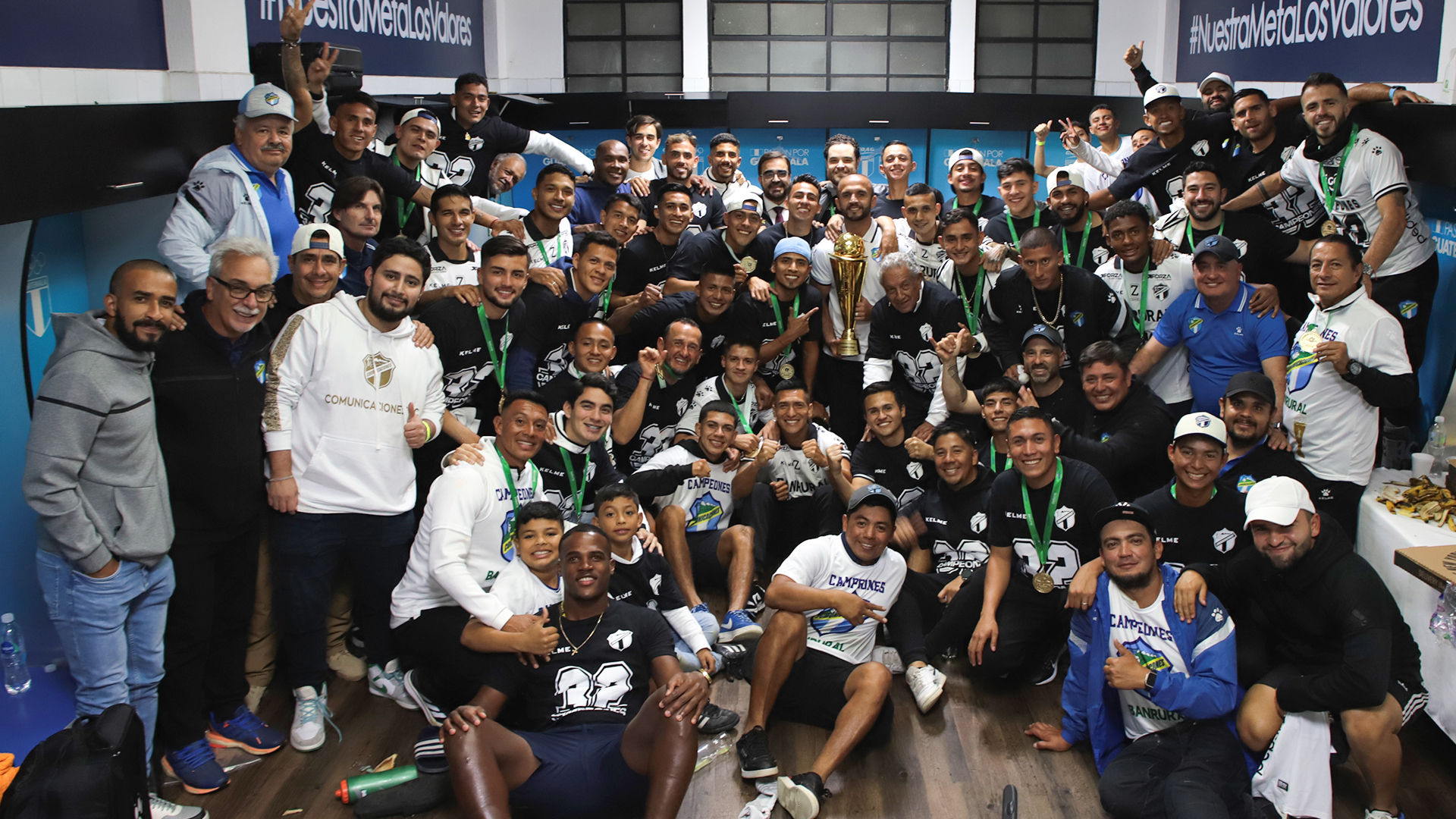 Comunicaciones desea una “blanca Navidad”