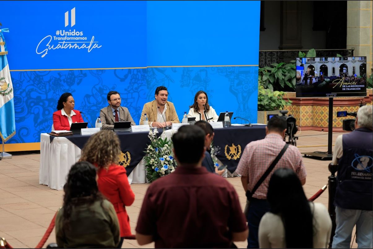 Comisión del Ejecutivo presenta resultados del proceso de transición