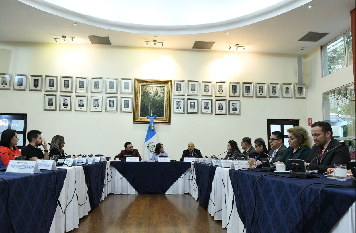 Continúan preparativos para la transmisión de mando