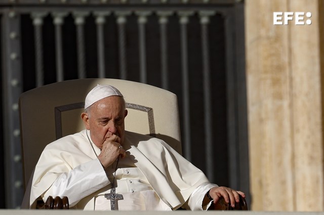 El papa pide defender la Navidad del actual modelo comercial y consumista