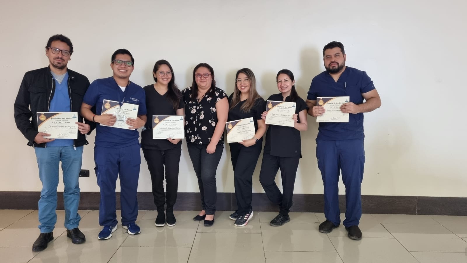 Programa Educación Médica Continua concluye con éxito en Petén