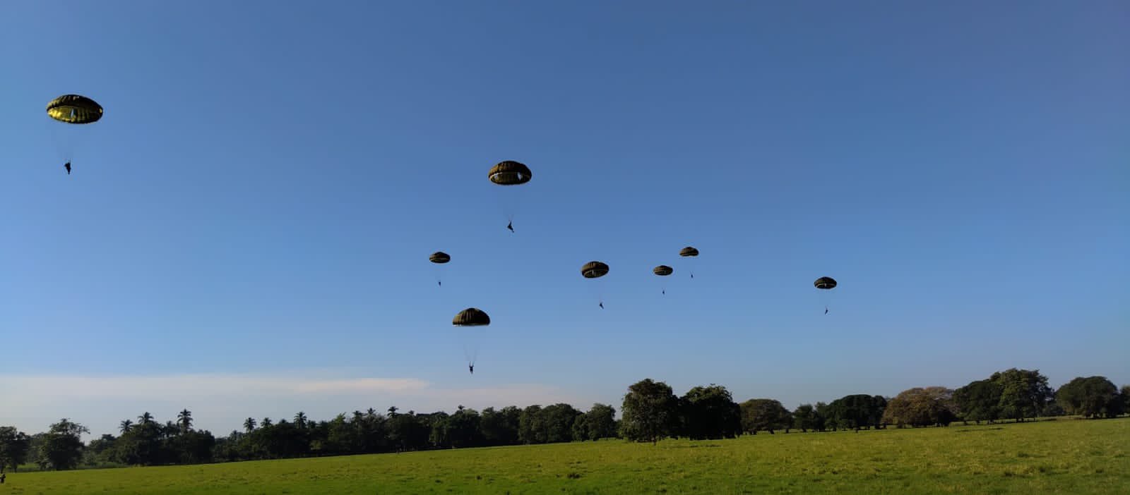 Ejército de Guatemala gradúa a elementos de la Brigada de Paracaidistas