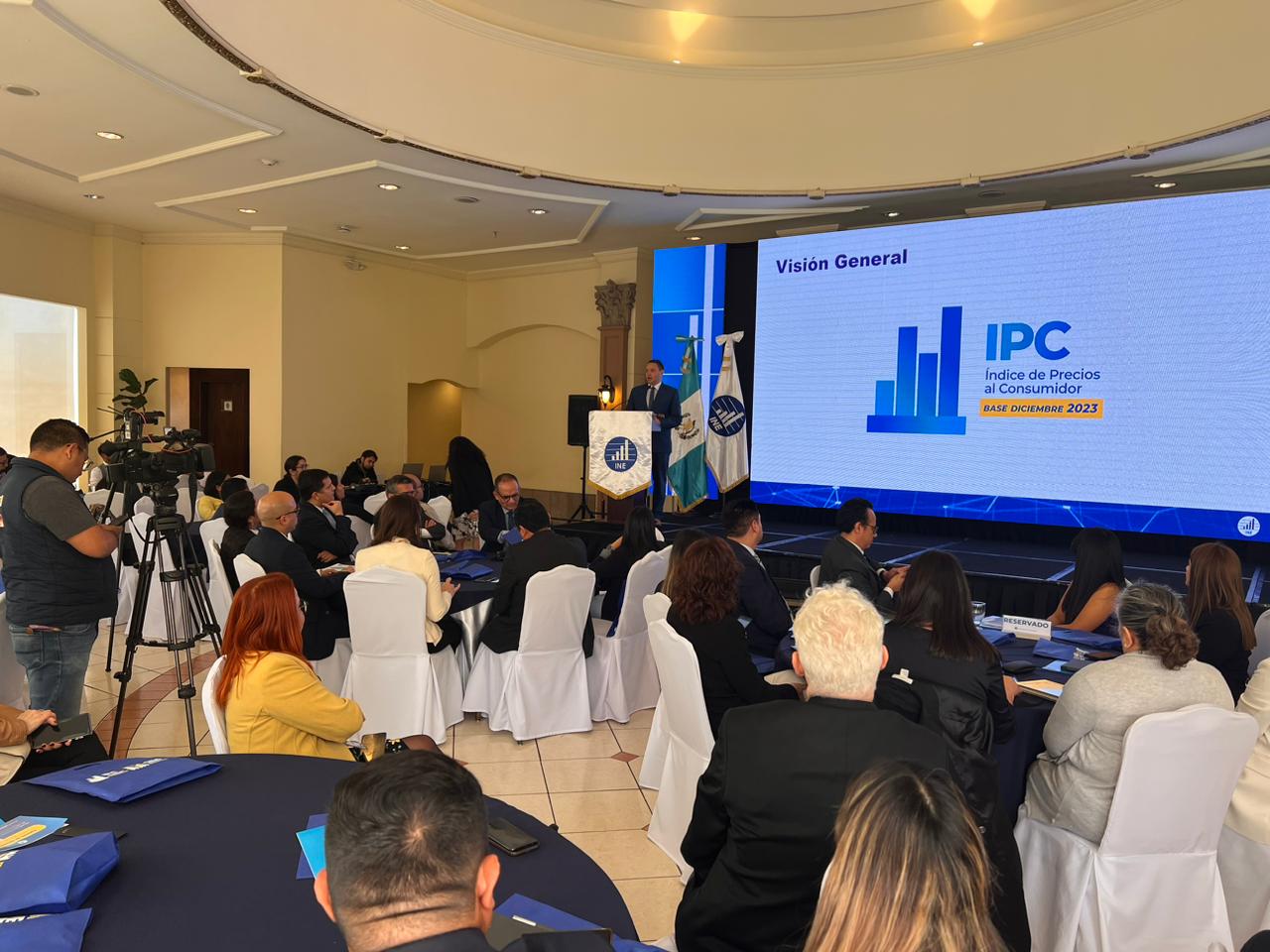 La fuente principal de datos para la actualización fue la ENIGH 2022-2023. / Foto: INE.