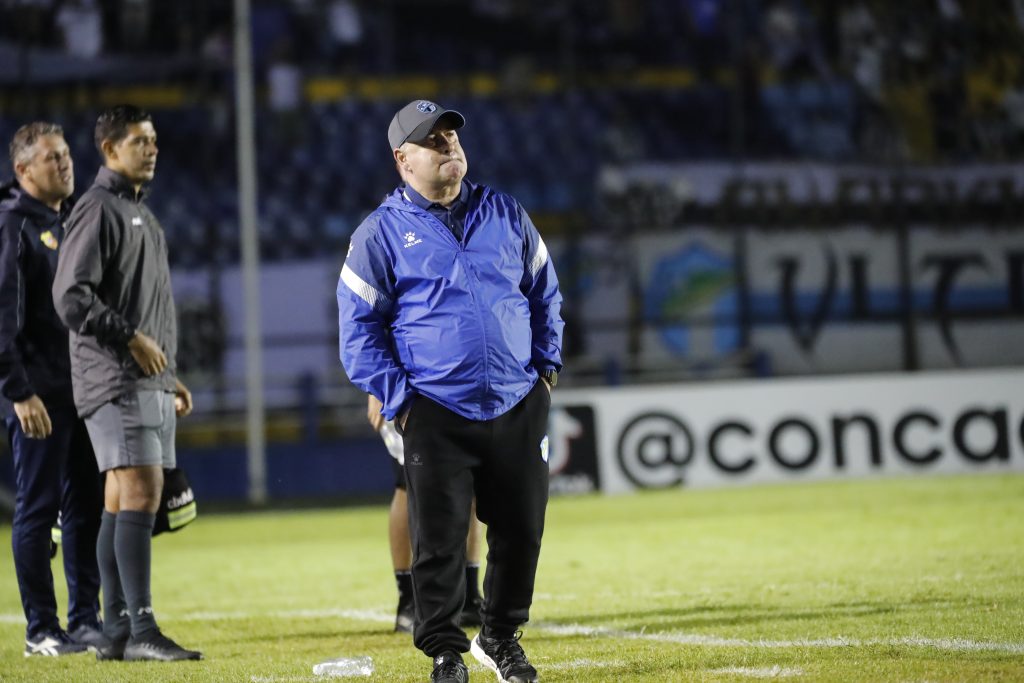 Cuántos títulos de Liga Nacional ha ganado Willy Coito Olivera