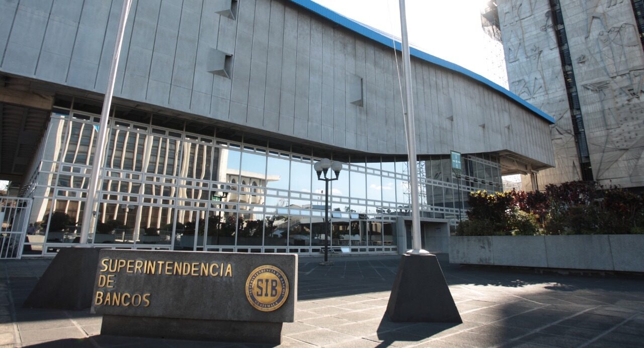 Sede de la Superintendencia de Bancos. / Foto: DCA.