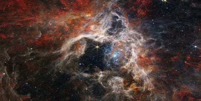 Descubren la composición de misteriosa región oscura en de la Vía Láctea
