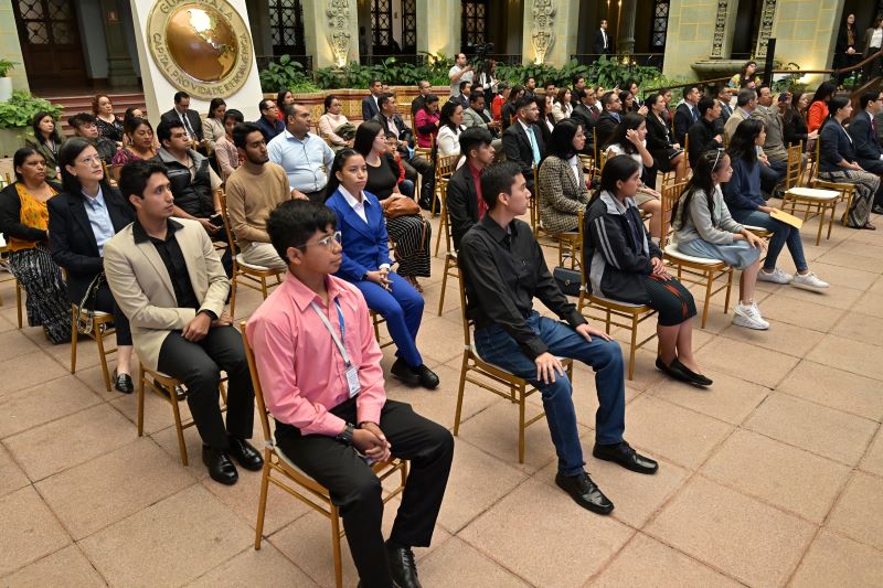 Comisión Presidencial contra la Corrupción premia a jóvenes en concursos contra el flagelo
