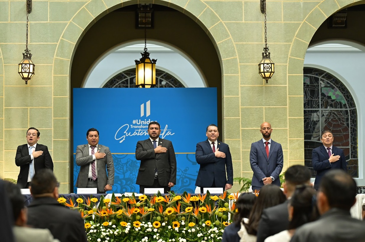 El presidente Giammattei ha evidenciado mejoras notables en las más de 65 entidades que conforman el Organismo Ejecutivo / Foto: Alvaro Interiano.