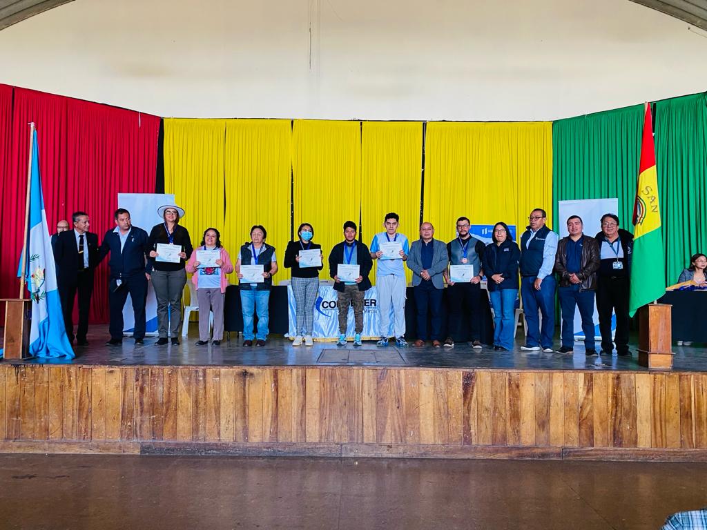 Reconocen a 100 deportistas que han destacado durante el 2023 en San Marcos