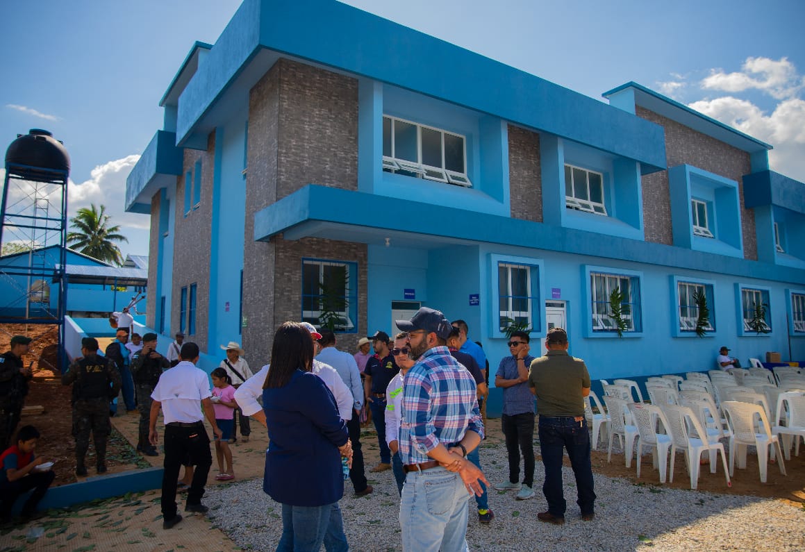 Moderno CAP permite fortalecer atención en Chahal, Alta Verapaz