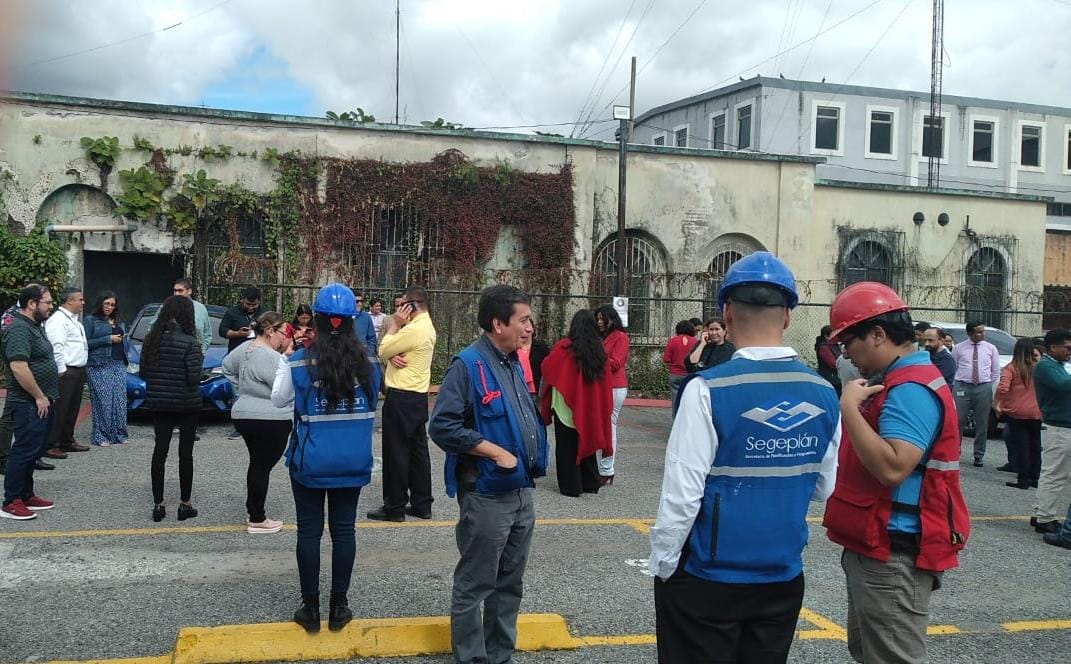 La rápida y coordinada respuesta de las organizaciones y entidades gubernamentales demuestra la eficacia de la preparación ante desastres. / Foto: Conred.