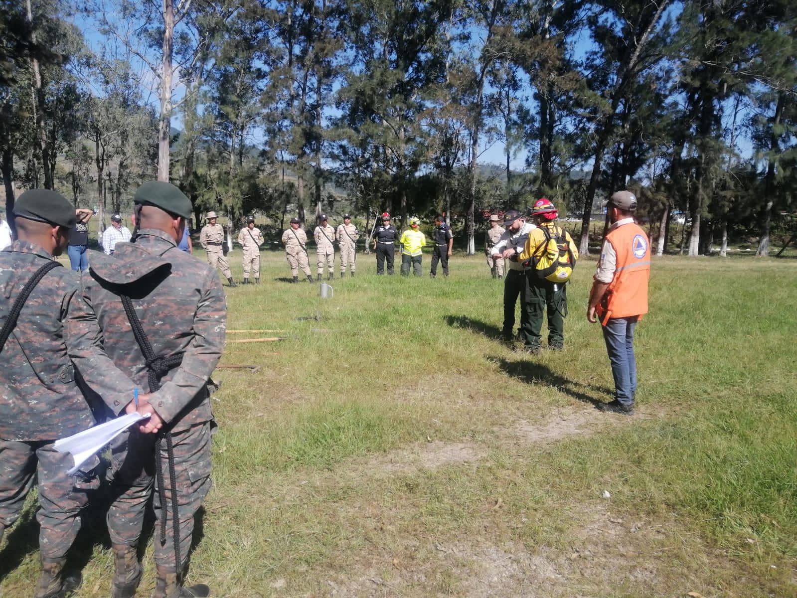 Fortalecen capacidades para combatir incendios forestales en Jalapa