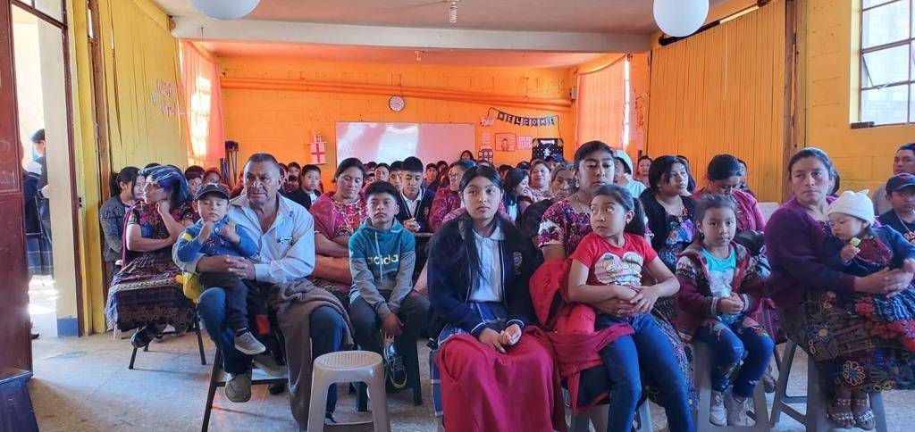 Inicia el ciclo escolar 2024 para centros de educación por cooperativa en Totonicapán