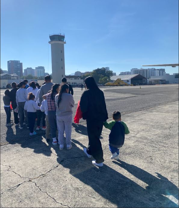 Arriba el primer vuelo del año con 89 migrantes retornados a Guatemala
