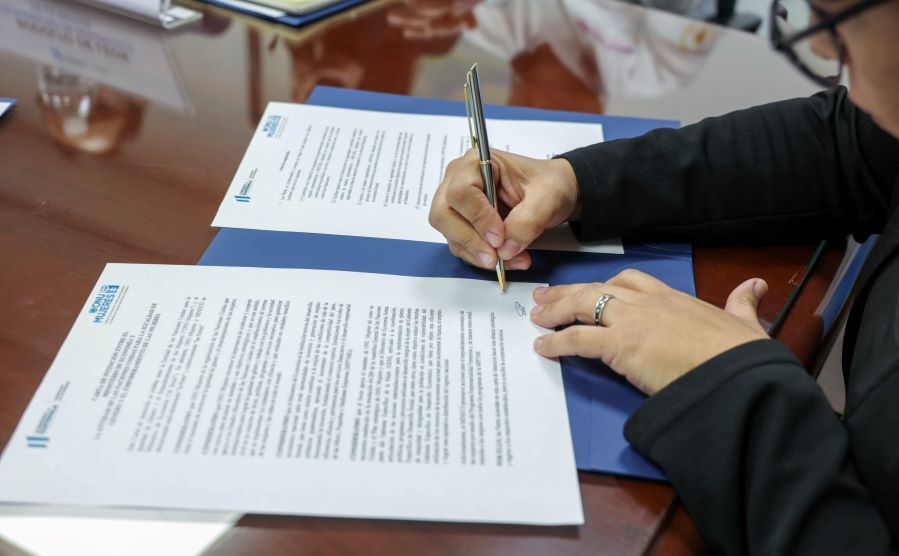 Suscriben alianza estratégica para impulsar el desarrollo de las guatemaltecas