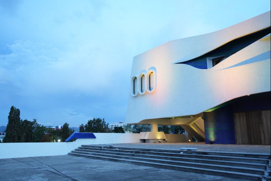 Permanecen cerrados los ingresos al Centro Cultural Miguel Ángel Asturias por plaza Recreativa y Cultural B´alam