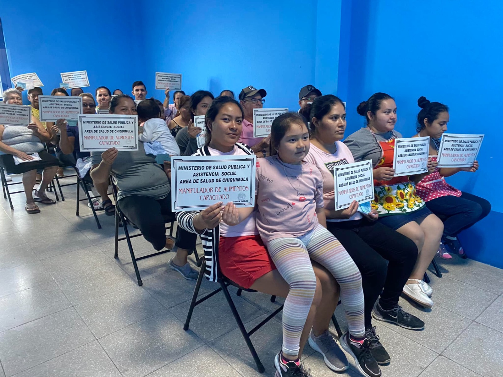 Comerciantes recibieron cursos de higiene para la recepción de peregrinos. /Foto: MSPAS