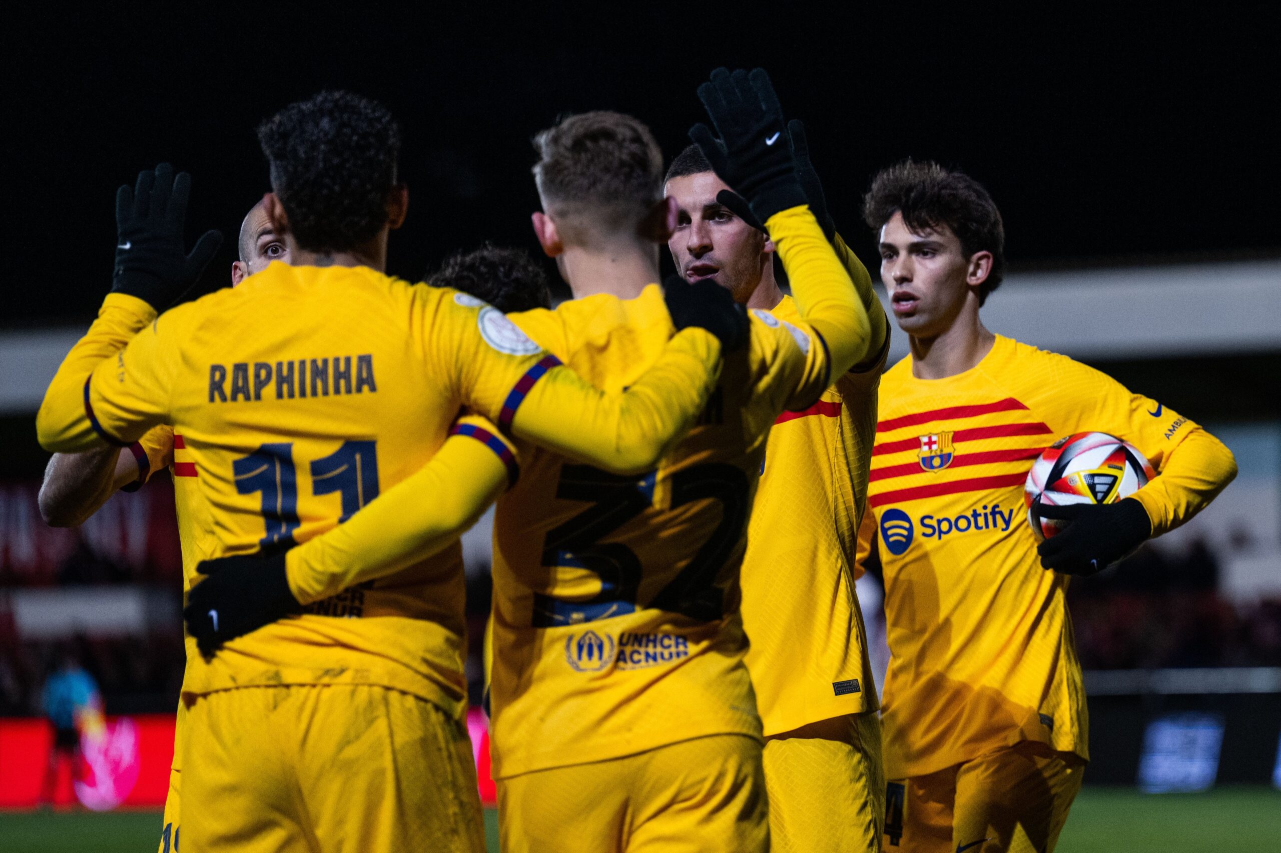 El Barcelona sufre ante un Barbastro que luchó hasta el final