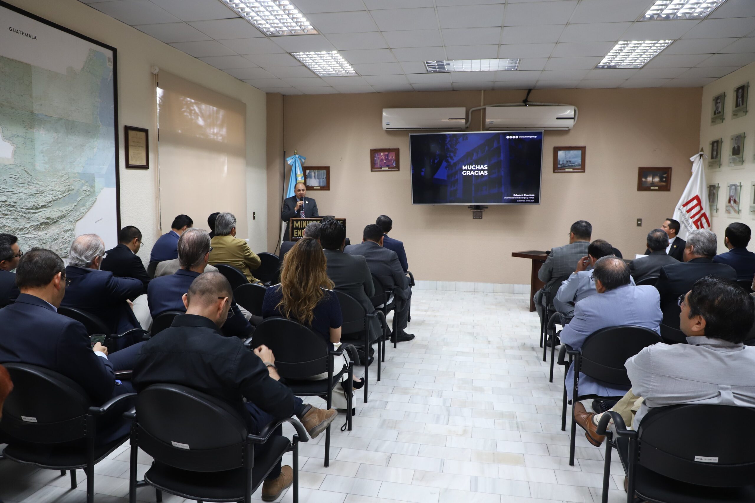 En el plan se priorizan tecnologías esenciales para satisfacer la demanda de los guatemaltecos, asegurando que estas puedan operar las 24 horas. / Foto: MEM.