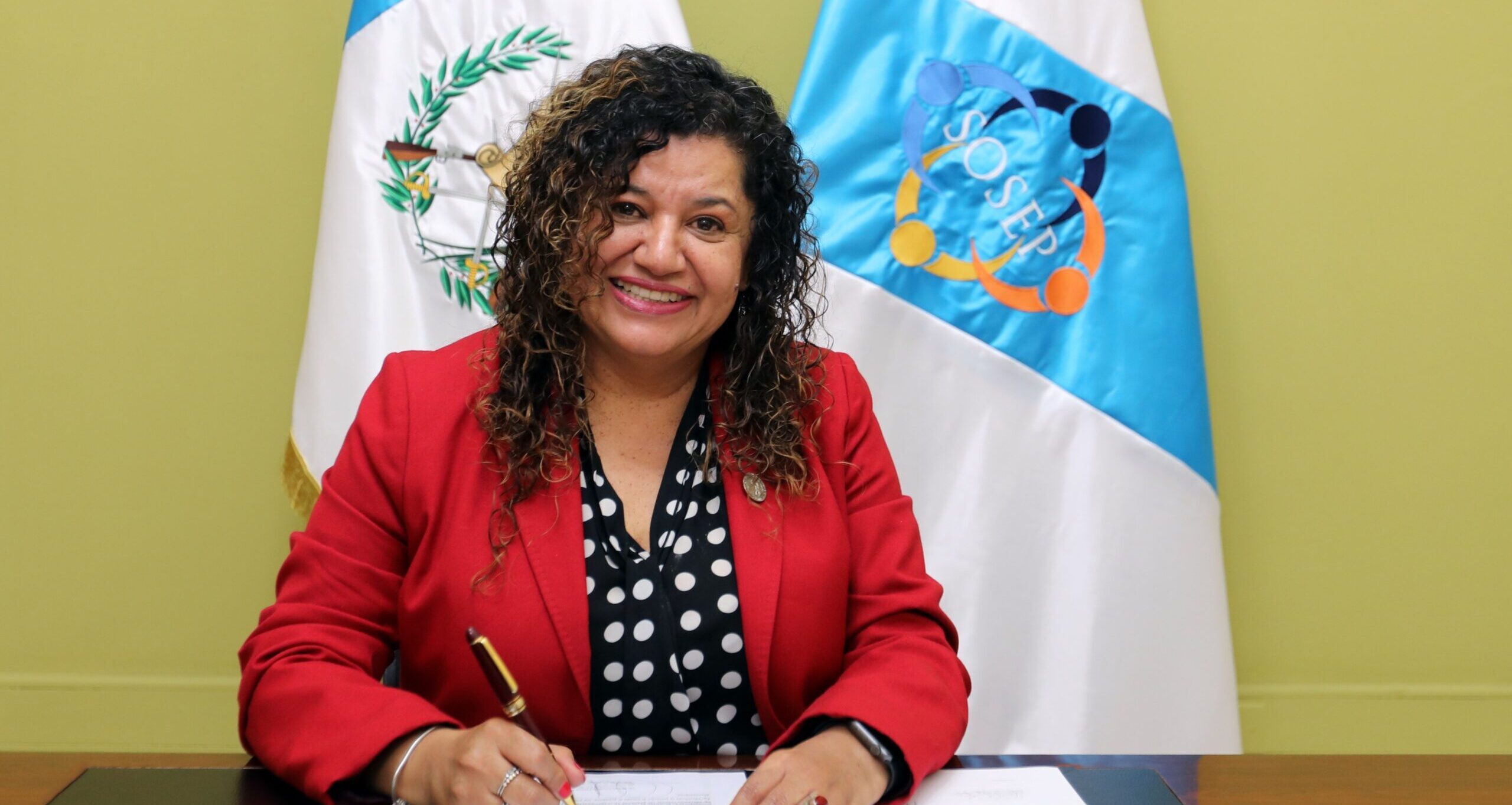 Zulma Calderón, titular de la Secretaría de Obras Sociales de la Esposa del Presidente. / Foto: SOSEP.