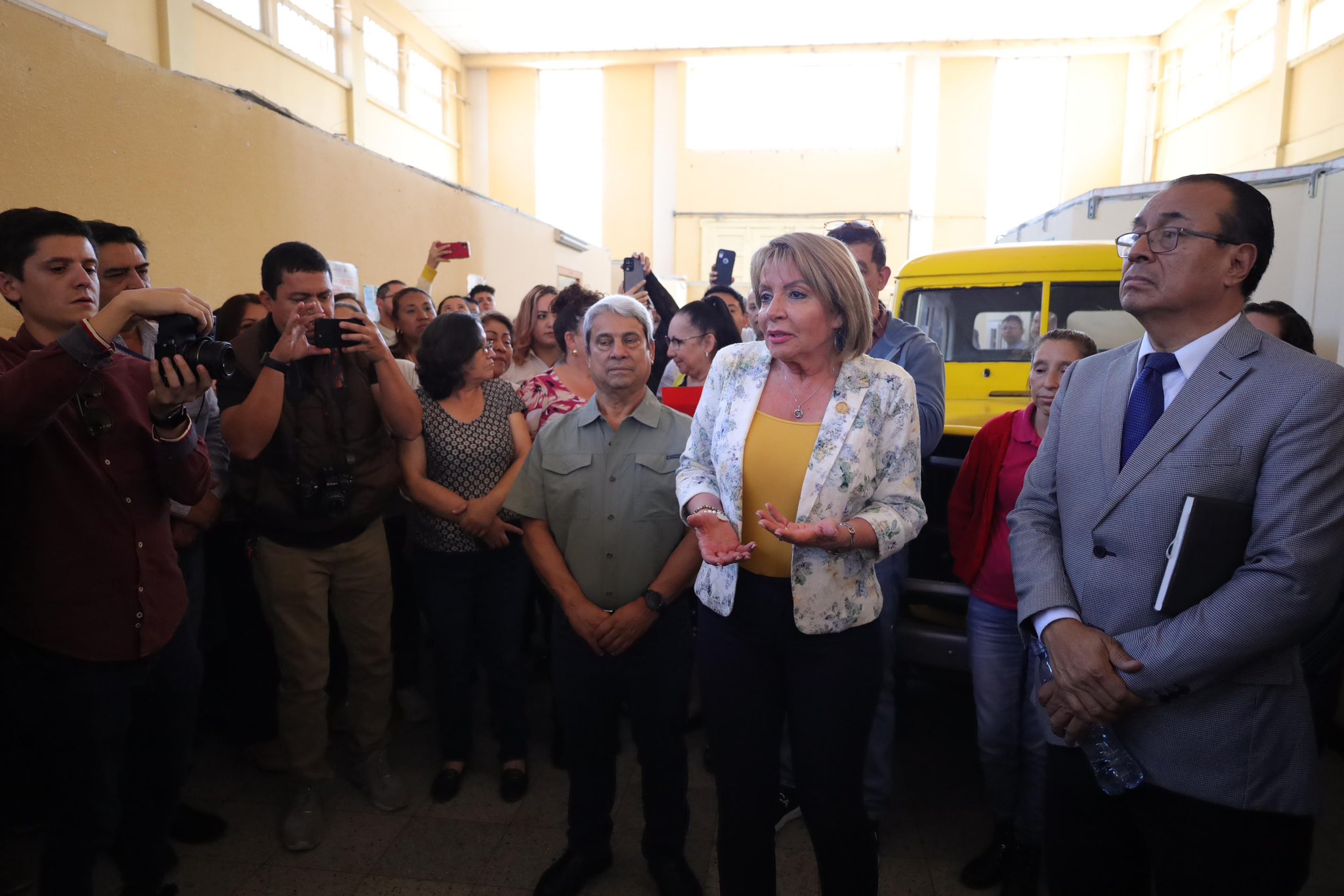 Ministra de Comunicaciones reitera su compromiso de transparencia total y lucha contra la corrupción