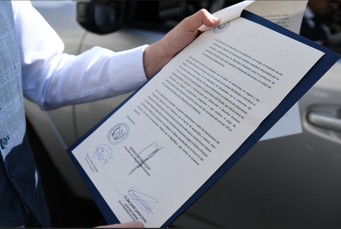 Presidente Arévalo envía una carta a la fiscal general para reunirse la próxima semana