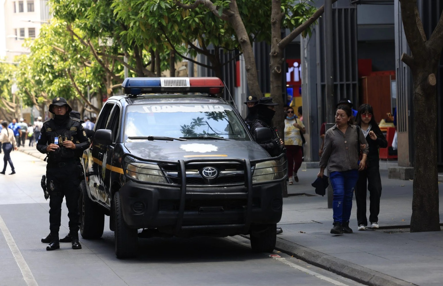 En un gesto de transparencia, las autoridades reiteraron su compromiso de trabajar en conjunto con la ciudadanía para asegurar el éxito de las medidas de seguridad / Foto: DCA.