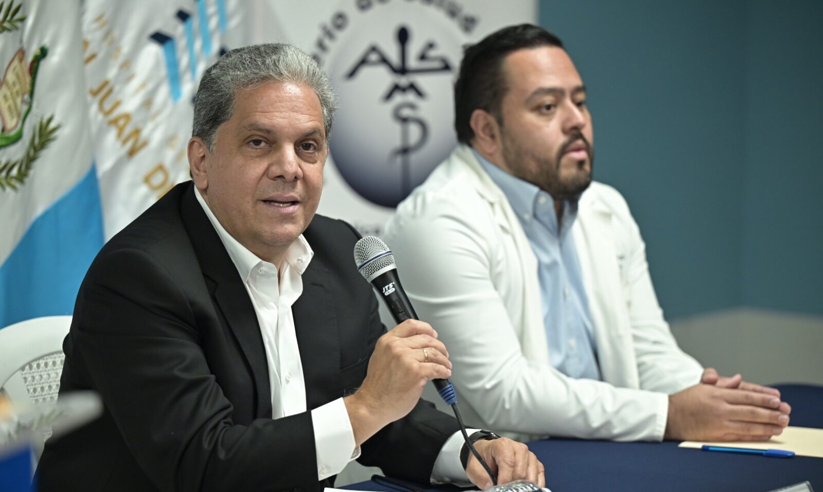 Ministro de Salud visita el Hospital General San Juan de Dios