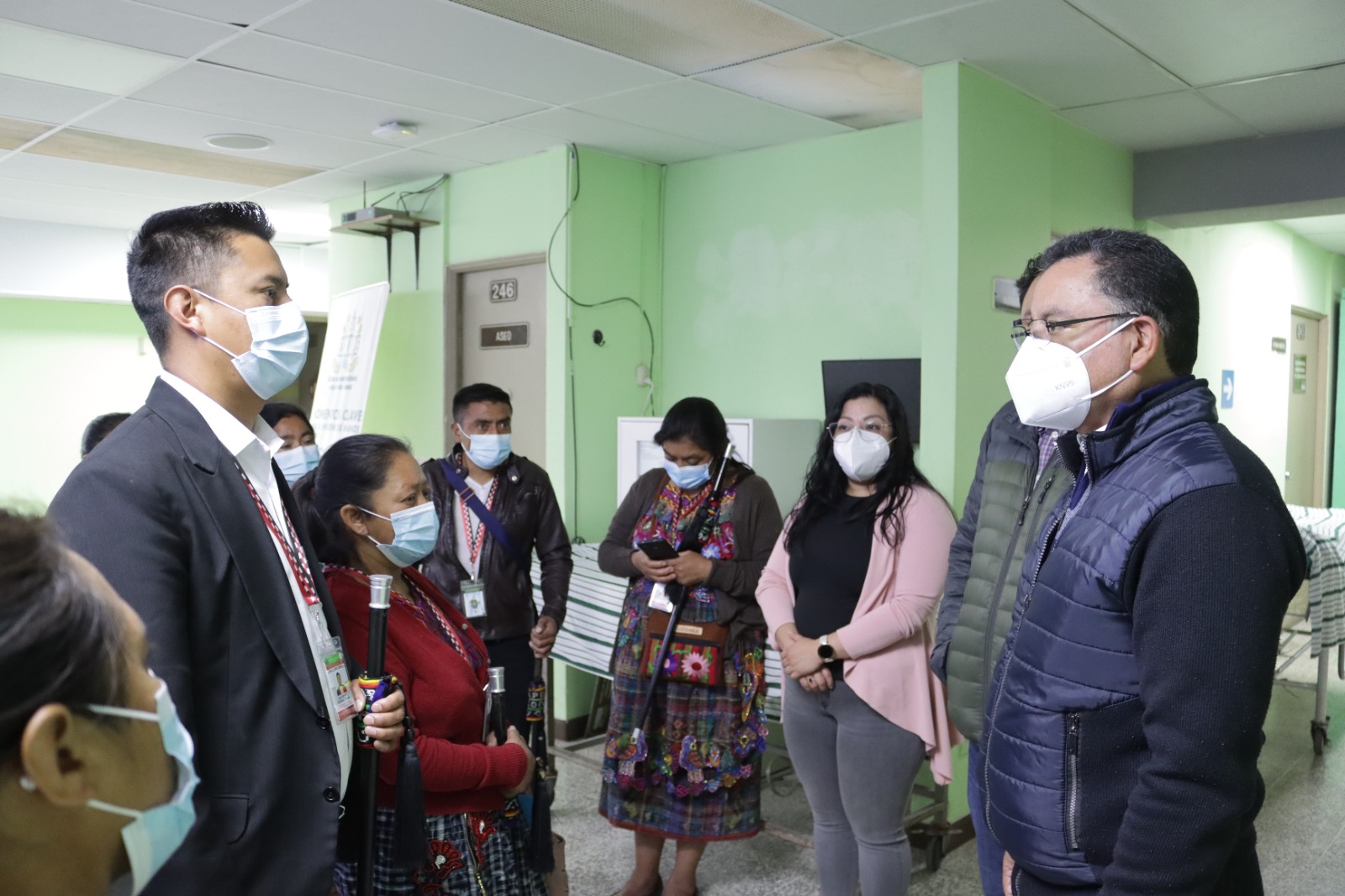 Autoridades de Salud trabajan con líderes comunitarios de Totonicapán